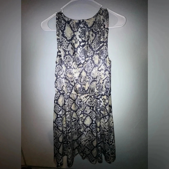 Sandy and Sid women’s snake skin print button up tank top midi dress Large NWT‎ - Picture 2 of 4